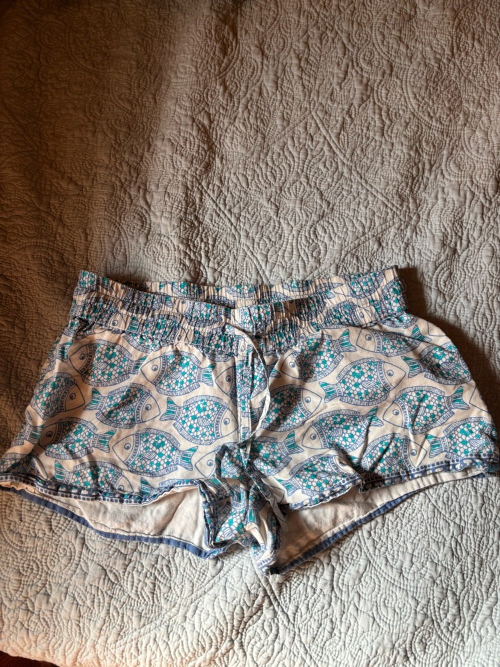 Vineyard Vines fish shorts